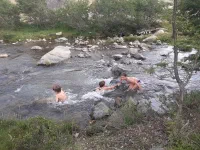 Un petit plouf après avoir fait les leçons