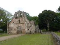 Eglise en ruine datant du XVIIème siècle