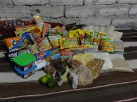 Ravitaillement pour 10 jours. Ça pèse approximativement le poids d'un âne mort.