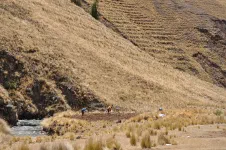 Descente du col de la Raya