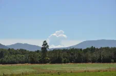 Cela ne s'avèrera n'être qu'un nuage, mais avec les volcans qui nous entourent, on s'est posé la question d'une éruption !