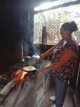 Au petit matin : tortillas (de blé) au fromage frites